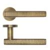 Favo Lever On Round Rose Door Handle