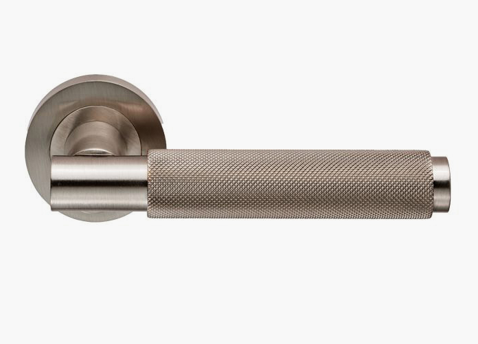 Varese Lever On Round Rose