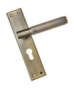 Alternative view of Diamond Knurled Backplate Handle 204mm – M481 Series